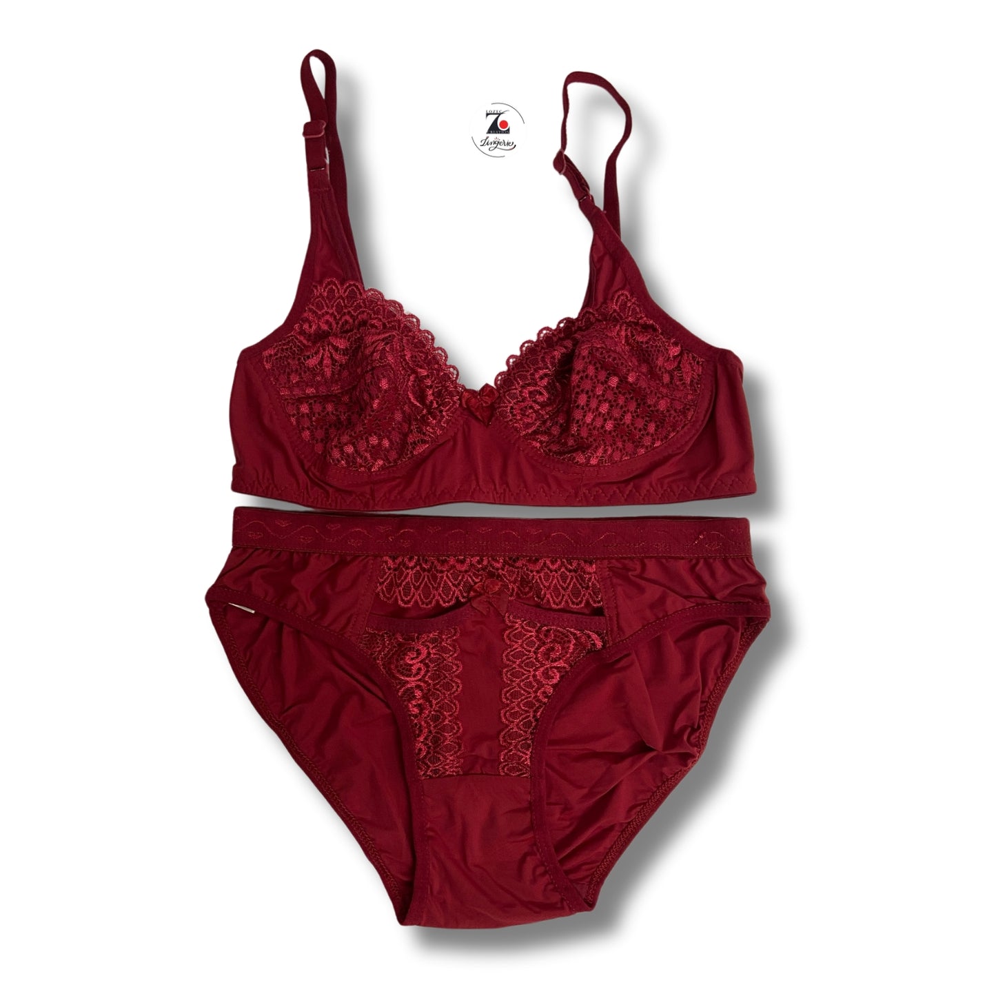 Bridal lingerie set with lace design