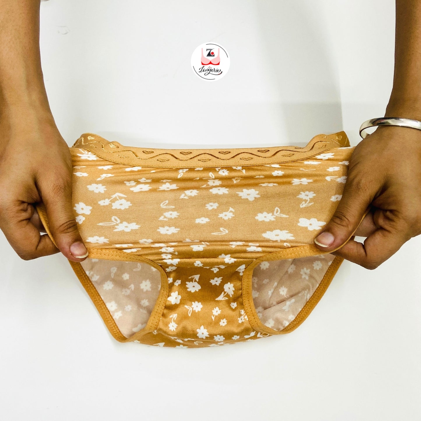 Flower Printed Cotton Lycra Briefs Pack of 3